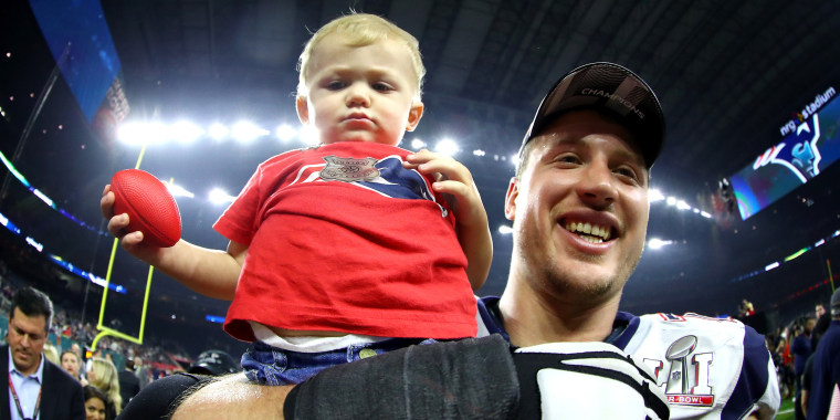 Giants' Nate Solder opts out of 2020 NFL season amid son's battle with  cancer