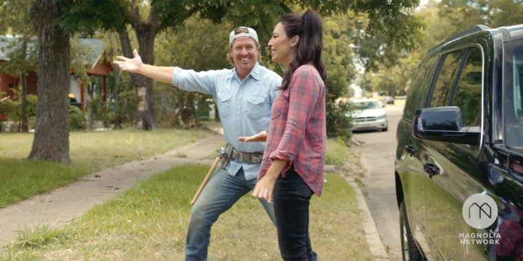 They're bringing "Fixer Upper" back!