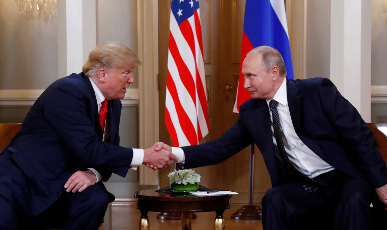 Image: Trump meets with Putin in Helsinki, Finland