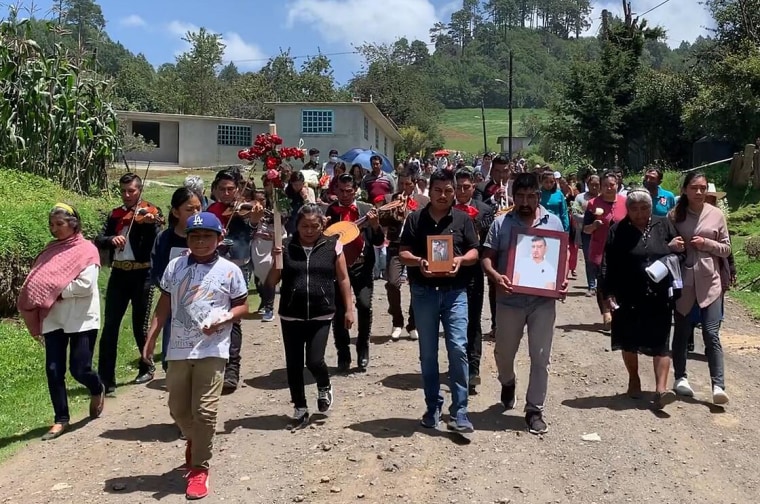 IMAGE: Marcos Argüello's funeral procession