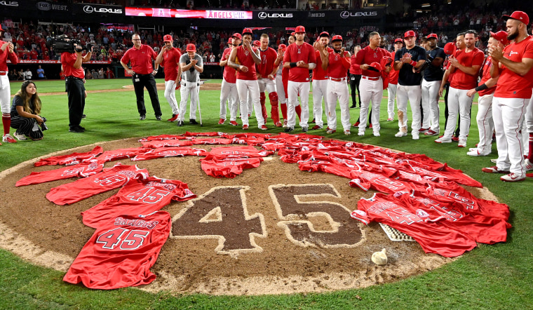 Seattle Mariners v Los Angeles Angels