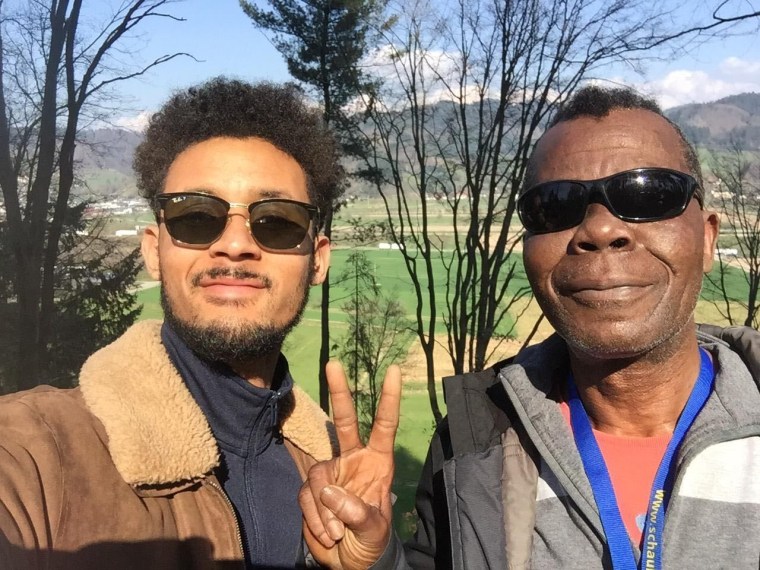 Image: Malick Gohou with his father Deme Gohou who came to Germany from the Ivory Coast in 1980.