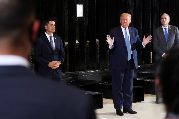 Image: President Donald Trump receives border wall construction and operational update in Yuma, Arizona