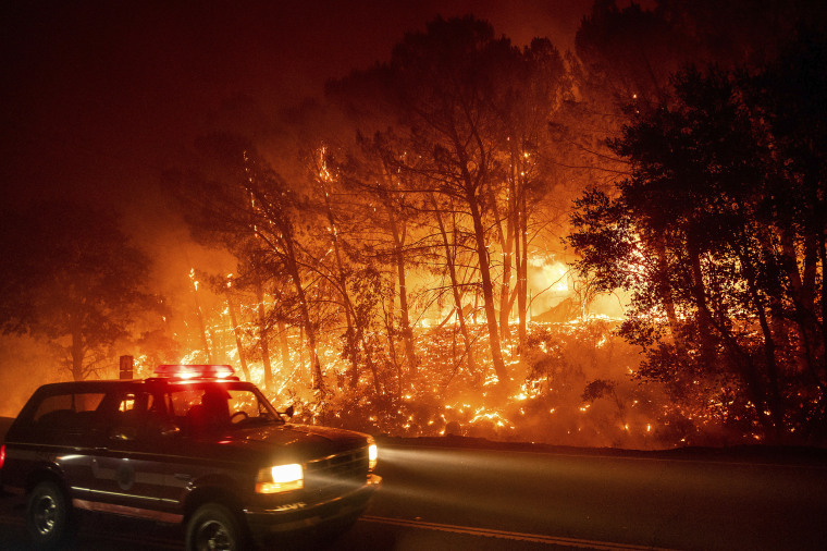 Lightning-sparked fires rage across Northern California as thousands are  ordered to evacuate