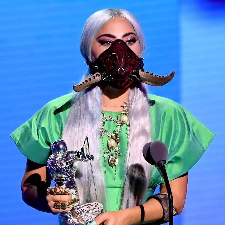 Lady Gaga masks at 2020 VMAs