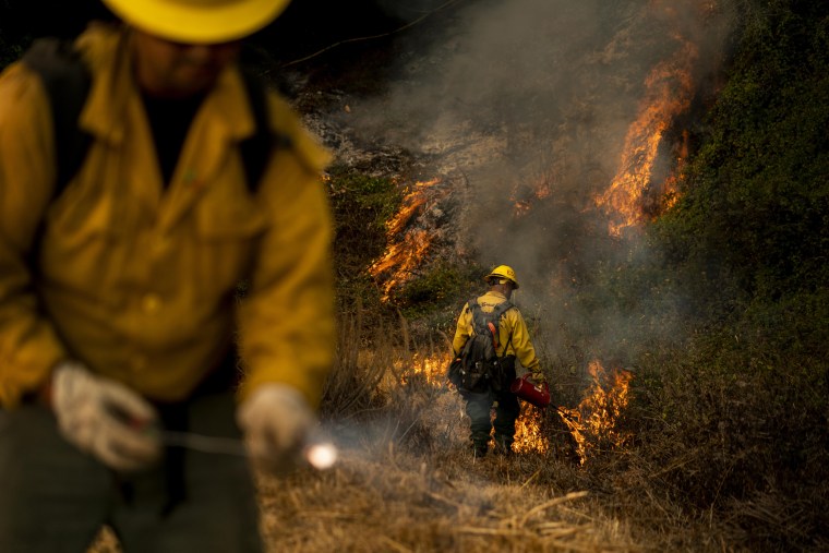 Image: Los Padres National Forest firefighters