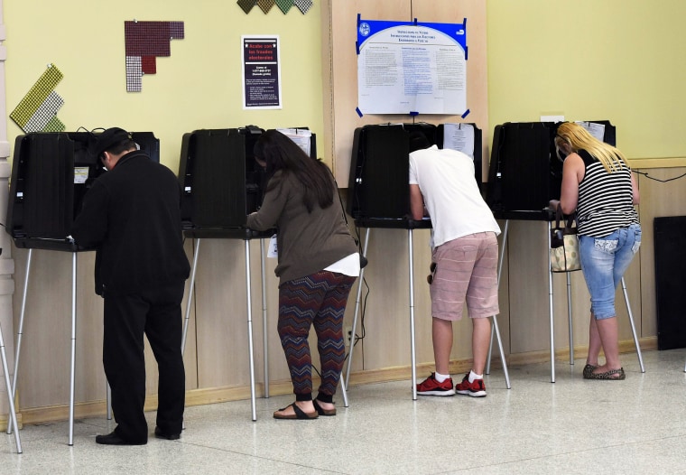 Image: Polling center Miami