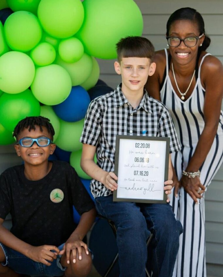 Dominique Gill (right) says her sons "share a bedroom by choice so they can talk."