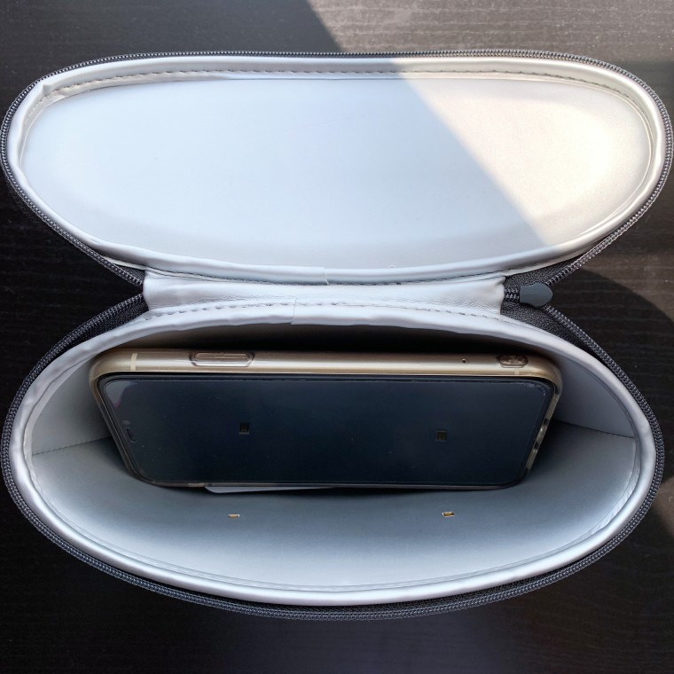 smartphone in uv light sanitizing bag