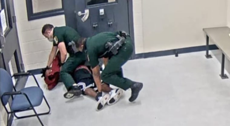 Image: Sarasota deputy on leave after altercation with teen inmate