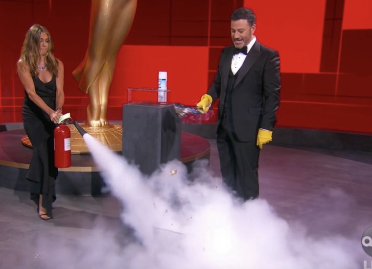 IMAGE: Jennifer Aniston and Jimmy Kimmel