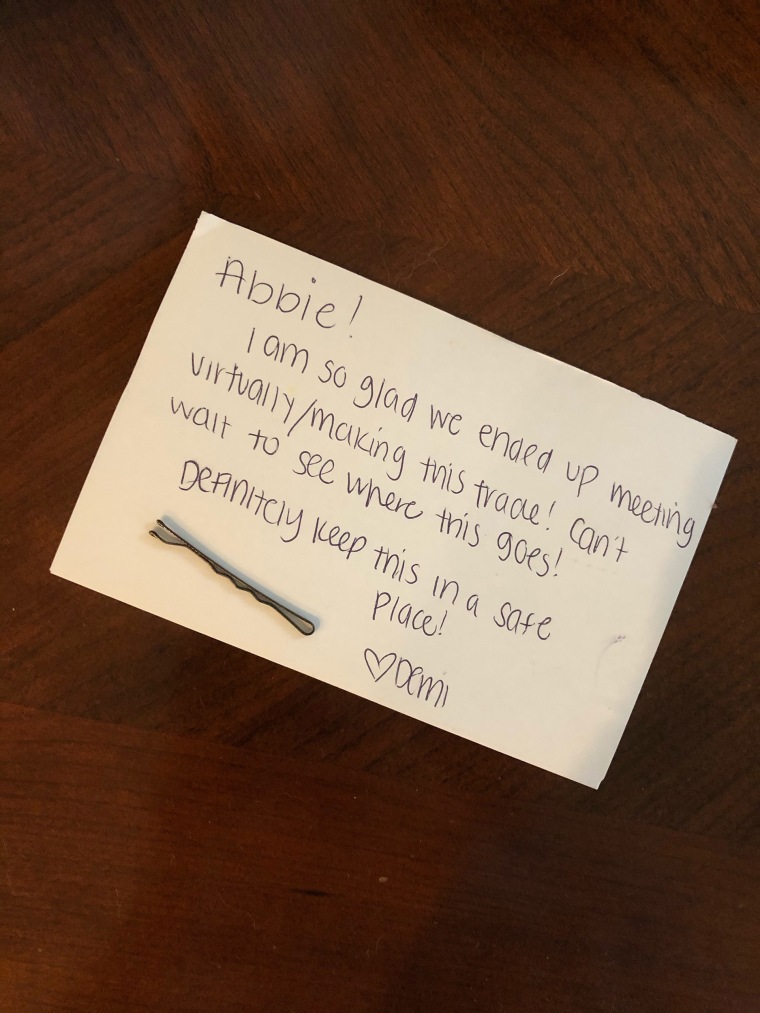 Skipper sent the bobby pin to Abbie Collie along with this note.