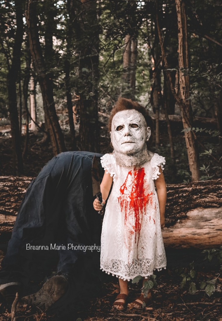 When Maci's tea party ends, the 4-year-old is covered in Myers' blood and has stolen his iconic mask.