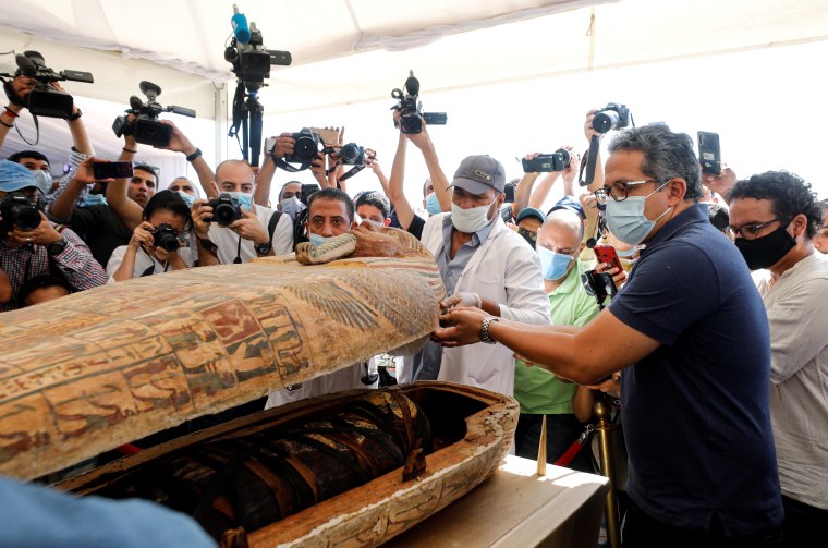 Newly discovered burial site near Egypt's Saqqara necropolis in Giza