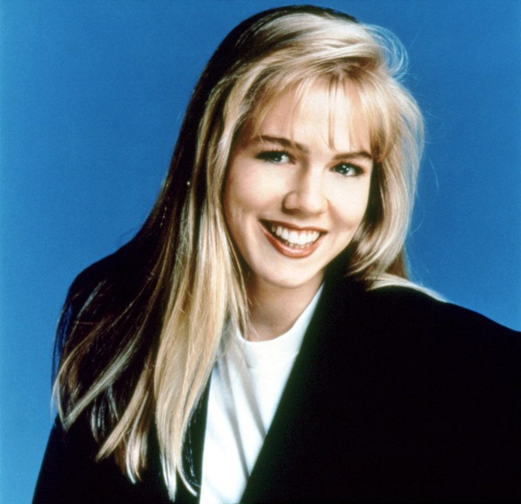 BEVERLY HILLS 90210, Jennie Garth, 1990-2000. (C) Aaron Spelling Prod. / Courtesy: Everett Collection
