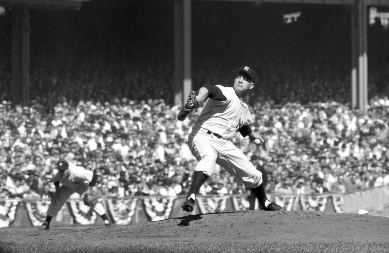 Whitey Ford, 91, pitcher who epitomized mighty Yankees, dies