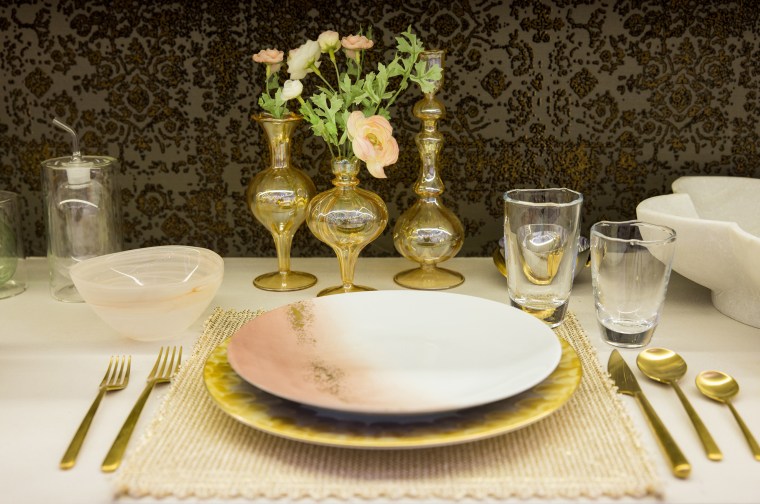 A place setting from the "gypset" collection