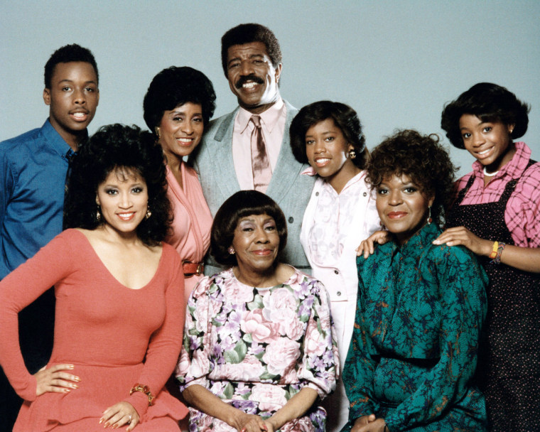 Image: 227, (back, from left): Curtis Baldwin, Marla Gibbs, Hal Williams, Regina King, Kia Goodwin, (front)