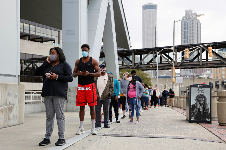 Image: Voters line up to cast their ballots for the upcoming presidential elections in Atlanta