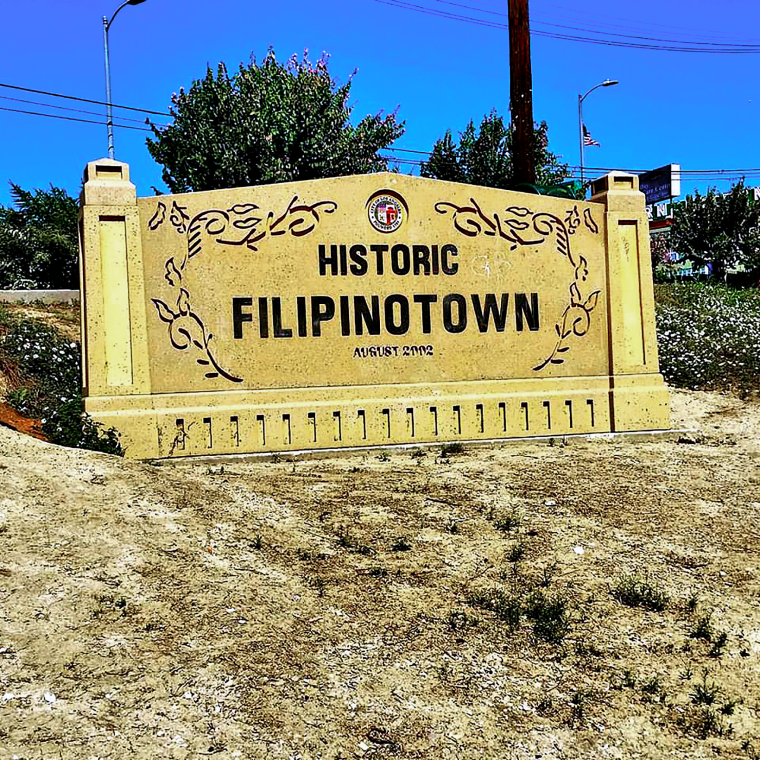 Eliseo Silva, the designer of the Historic Filipinotown gateway, also painted a sprawling mural in Historic Filipinotown's Unidad Park.