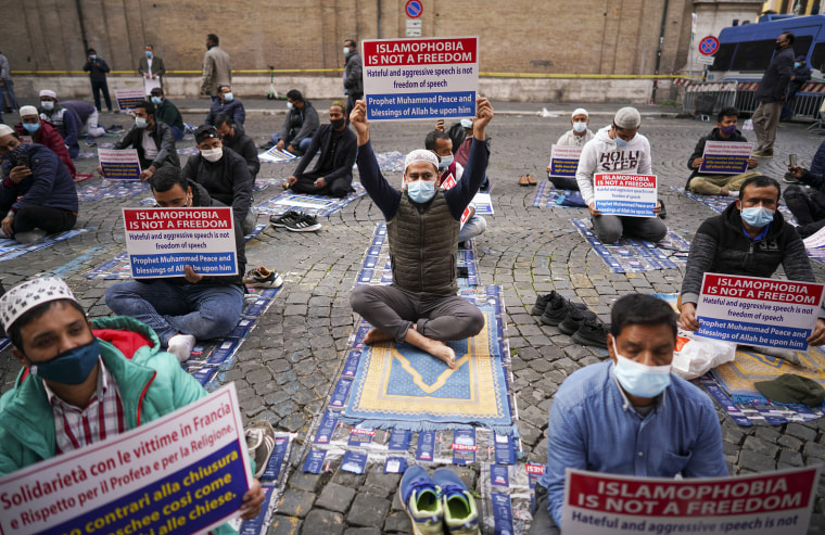 Image: Sit-in in Rome