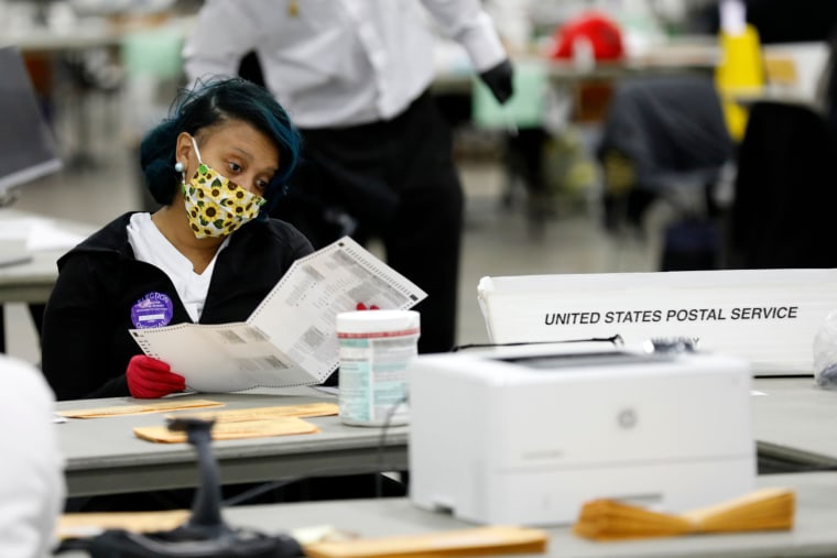 Image: Poll counting in Detroit