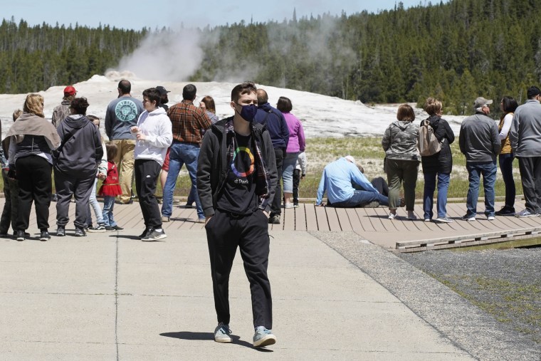 IMAGE: Old Faithful