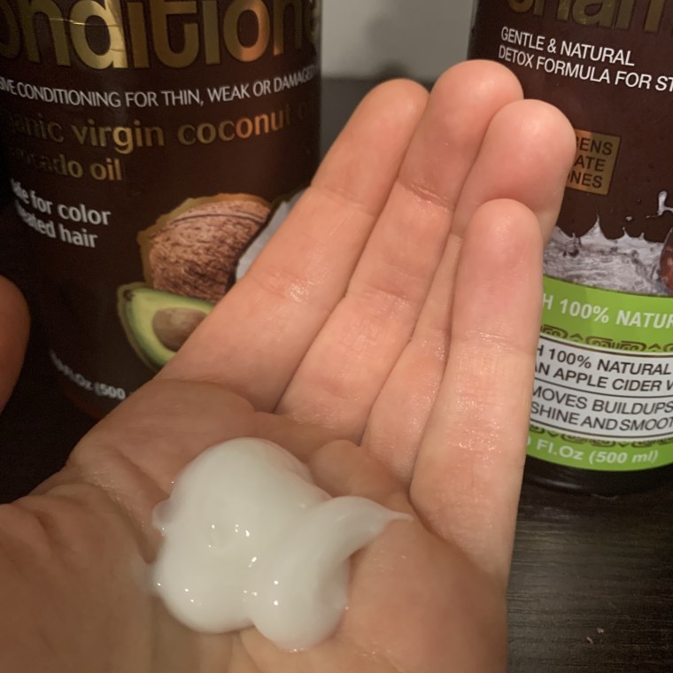 what the WOW Hair Conditioner looks like outside of the bottle