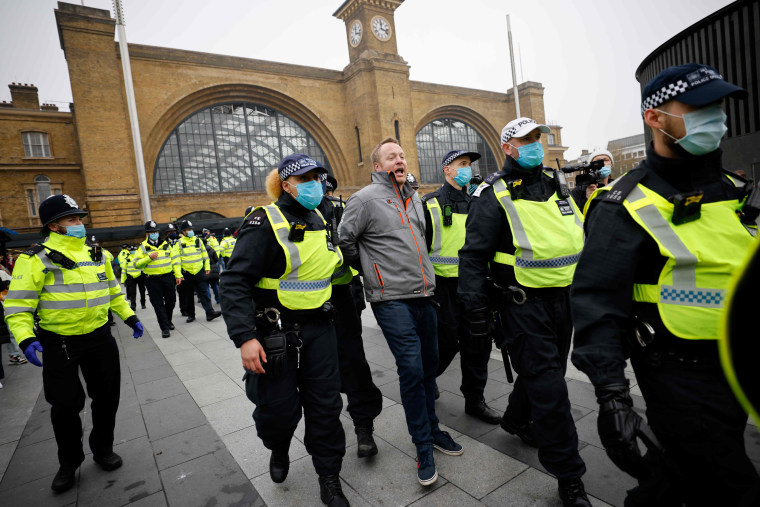 Image: BRITAIN-HEALTH-VIRUS-PROTEST