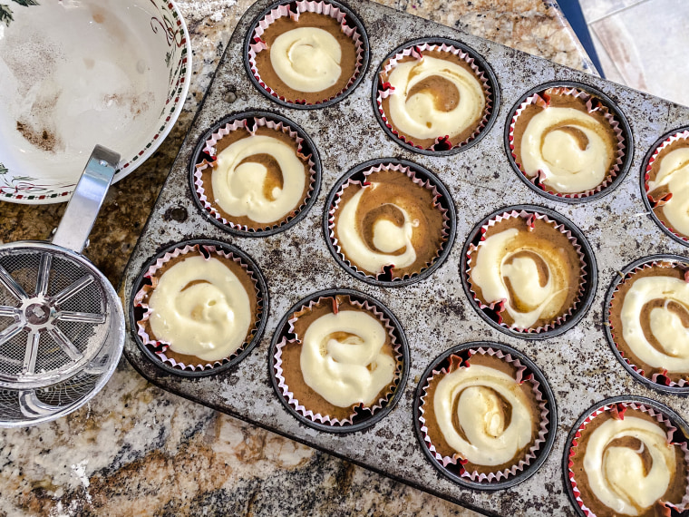 My beautiful muffin babies, ready for the oven.