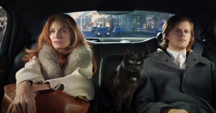 Michelle Pfeiffer, Lucas Hedges in "French Exit"