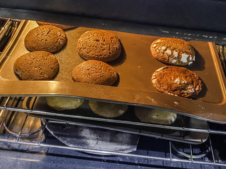 I found the cookies were the perfect doneness after baking at 350°F for 10-12 minutes.