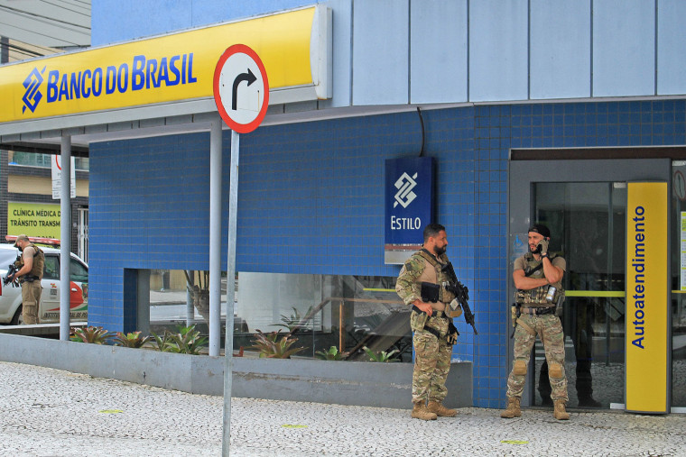 Image: BRAZIL-CRIME-ROBBERY-BANK