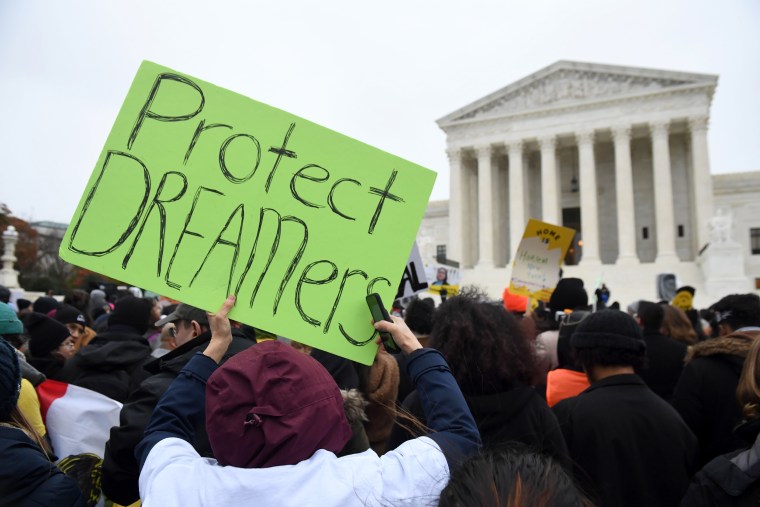 Image: US-COURT-IMMIGRATION-DREAMERS