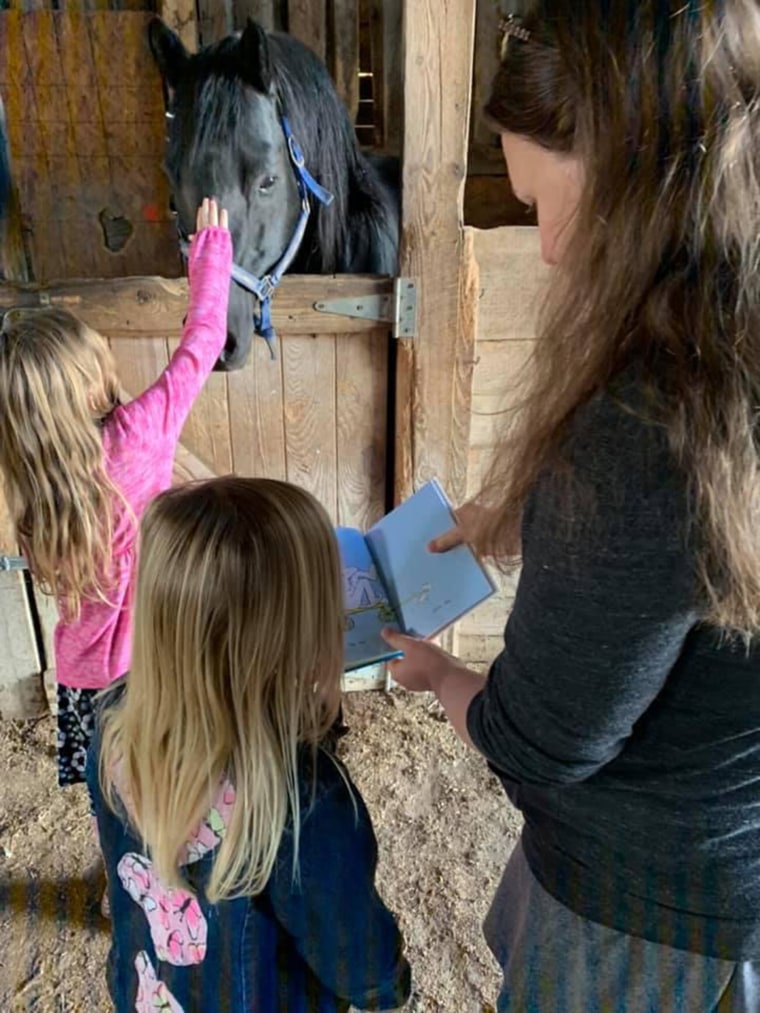 Reading to horses gives children a judgement free place to practice their skills. 