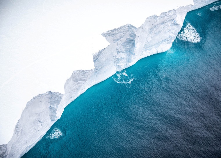 Image: View of the A-68A iceberg from a Royal Air Force reconnaissance plane near South George island