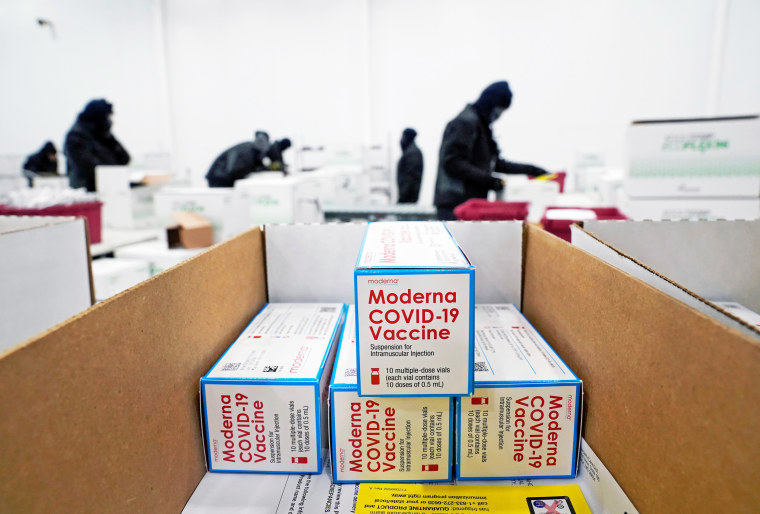 Image: Moderna's COVID-19 vaccine at the McKesson distribution center in Olive Branch, Mississippi