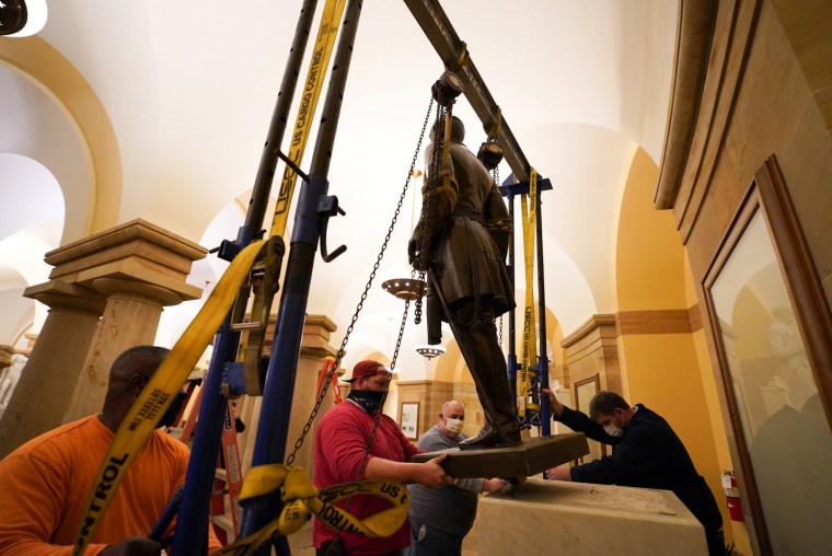 Image: Confederate General Robert E. Lee statue is removed from U.S. Capitol, in Washington