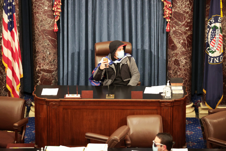 Image: Congress Holds Joint Session To Ratify 2020 Presidential Election