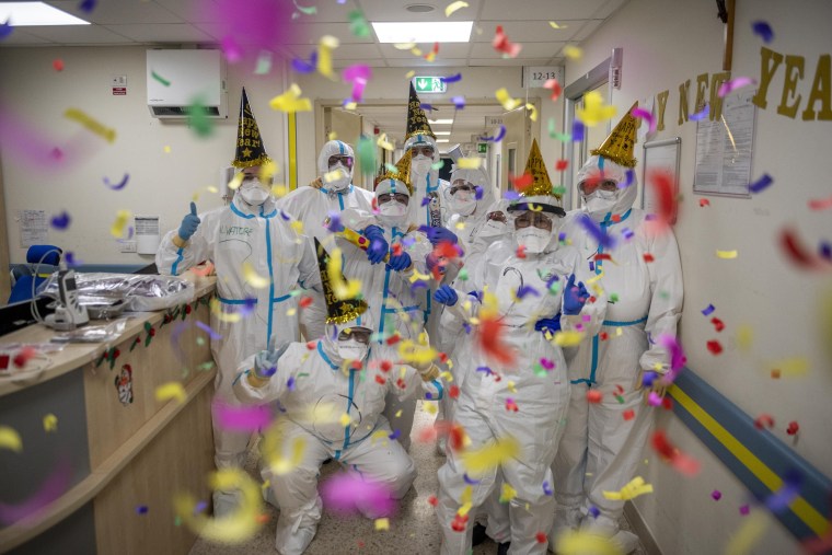 Image: New Year's Eve In A Rome ICU During The Coronavirus Pandemic