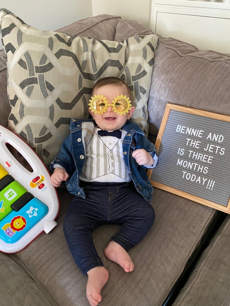 Baby Ben Schwartz was photographed as Elton John singing "Bennie and the Jets" at 3 months old.