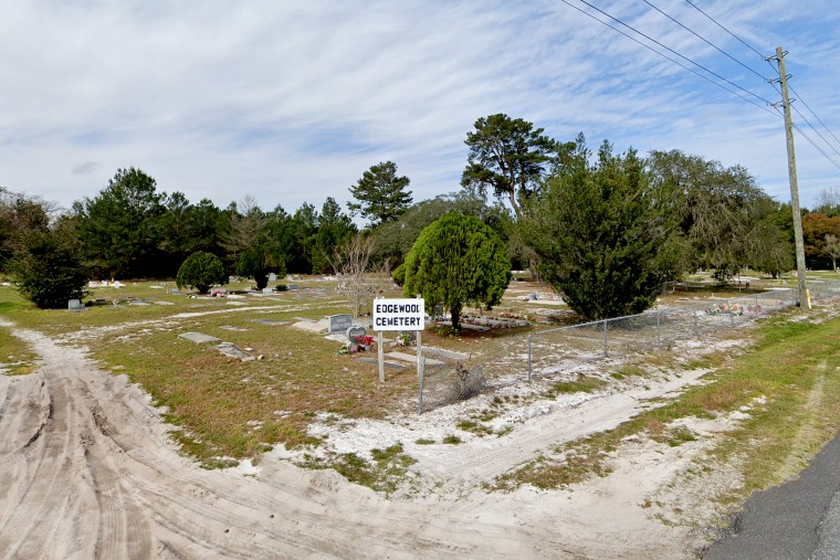 Edgewood Cemetery in Mount Dora, Fla.