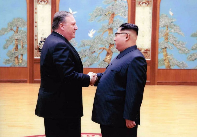 Image: Mike Pompeo and Kim Jong Un