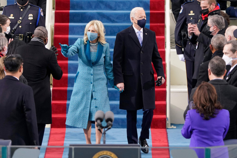The Bidens arrive for the inauguration.
