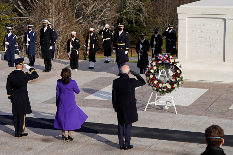 Image: U.S. President Joe Biden visits Arlington National Cemetery