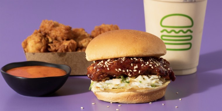 https://media-cldnry.s-nbcnews.com/image/upload/t_fit-760w,f_auto,q_auto:best/newscms/2021_03/3444369/210122-shake-shack-korean-chicken-sandwich-al-1451.jpg