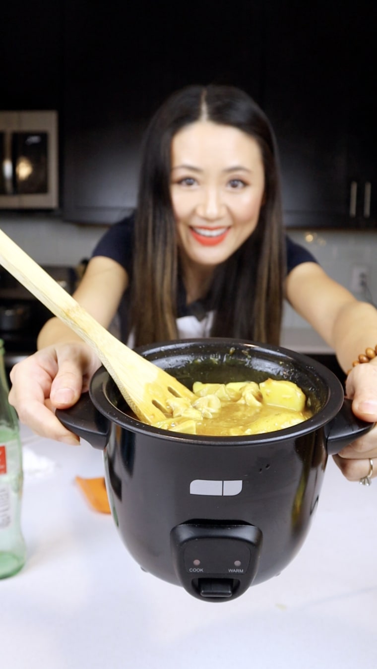 Aronson, who appeared on season ten of "MasterChef," says she uses her rice cooker to prep dinners in advance.
