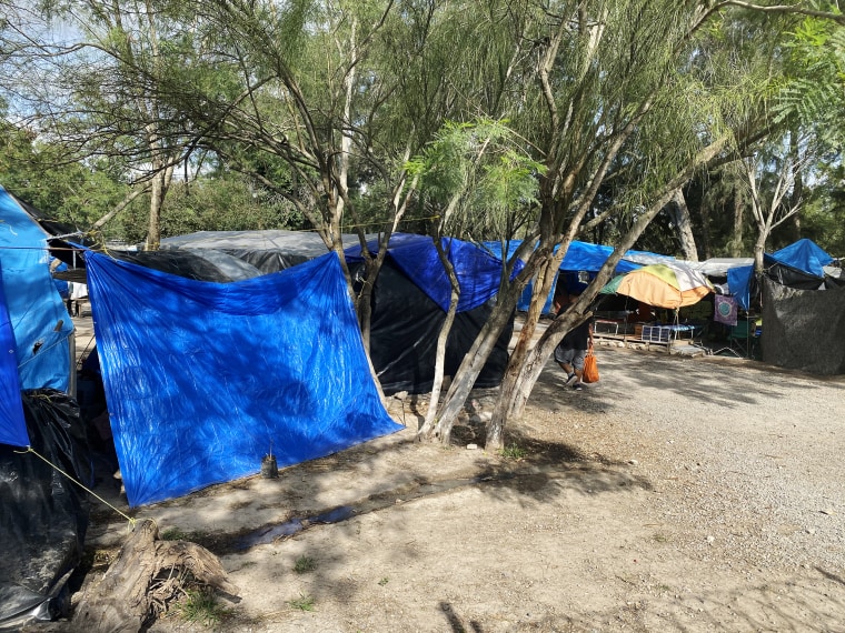 Image: Camp in Matamoros