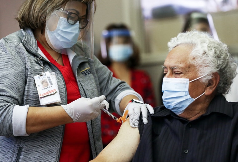 Latino Workers Groups Blast California Officials Over Covid 19 Vaccine Rollout Changes