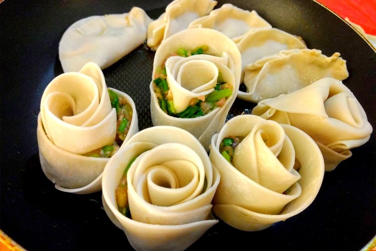Rose-shaped dumplings before being cooked.